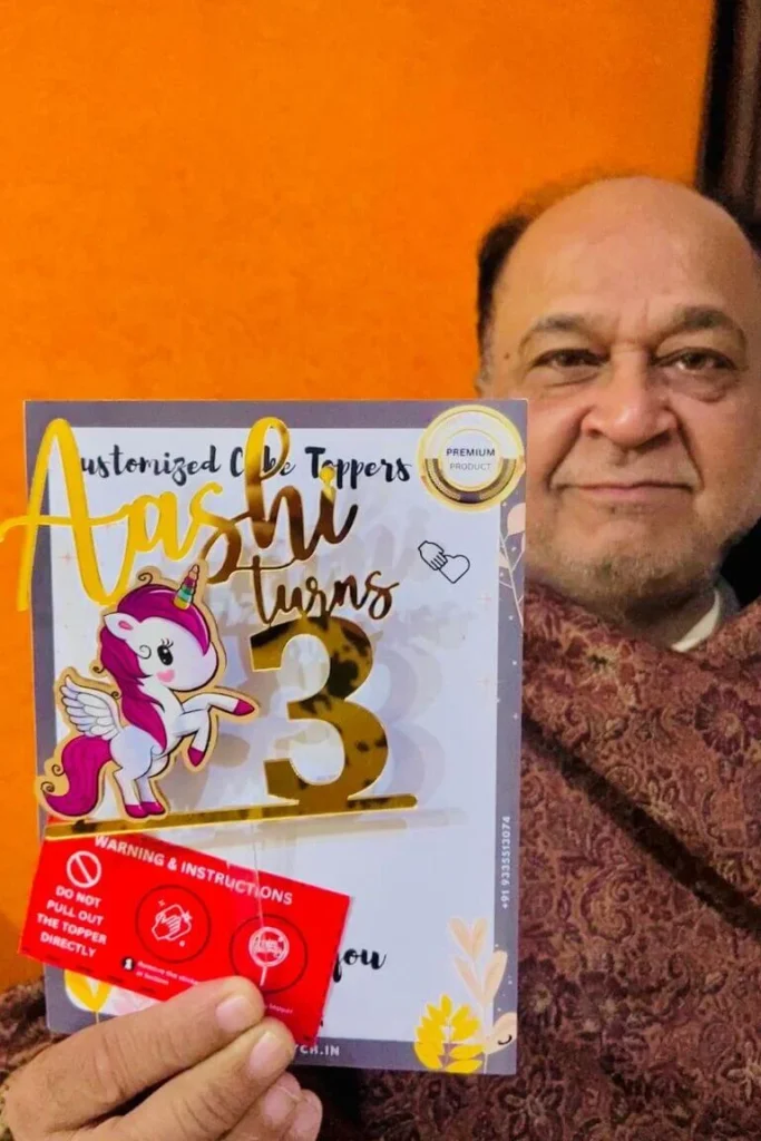 Unicorn-personalized-cake-topper